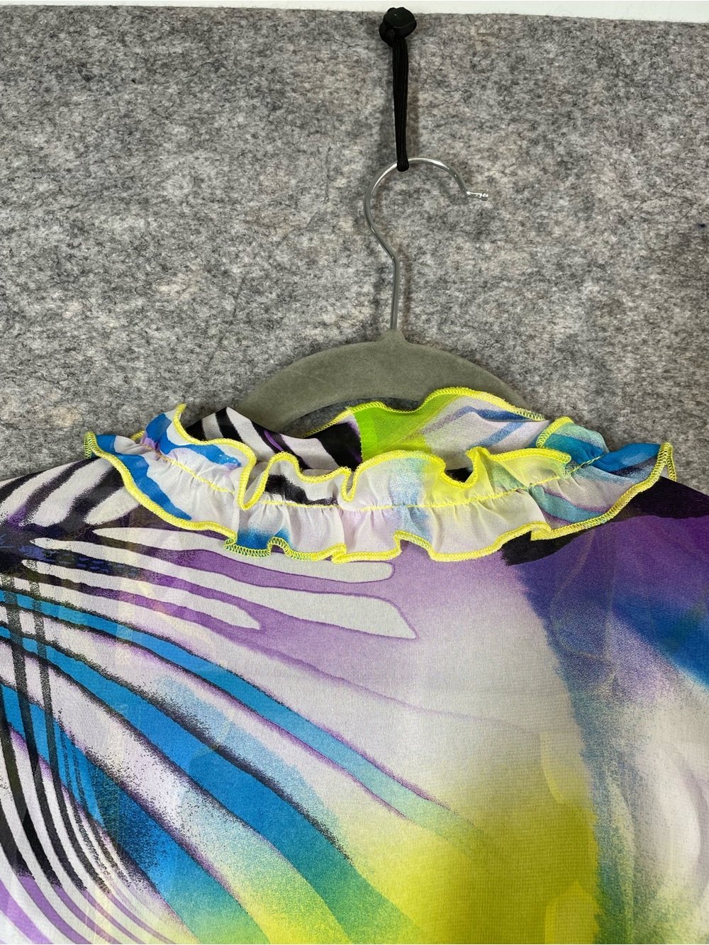 VTG City Girl Y2K Silk Ruffle Cardigan Neon Abstract Medium Resort Boho Festival - Picture 13 of 16
